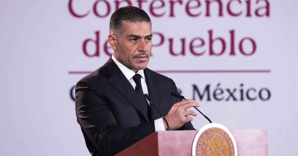 Omar García Harfuch durante una Conferencia del Pueblo en Palacio Nacional
