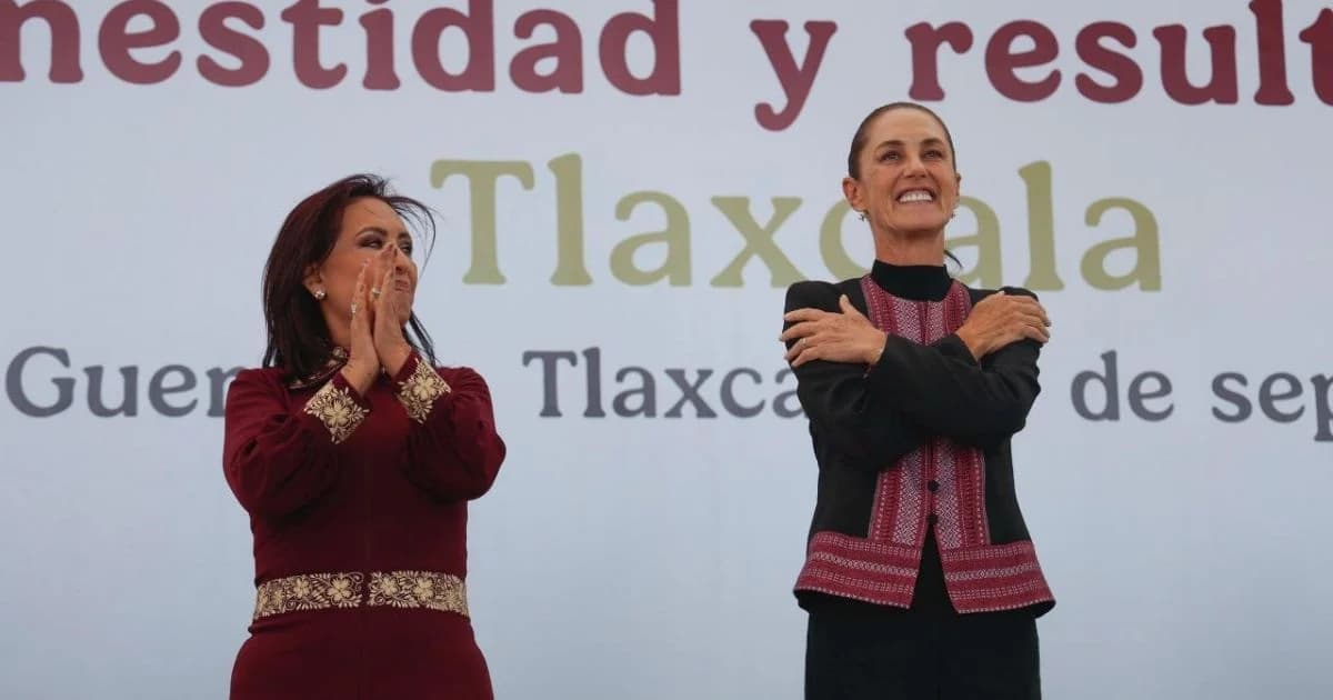 Claudia Sheinbaum y Lorena Cuéllar durante la gira sobre Bienestar en Tlaxcala