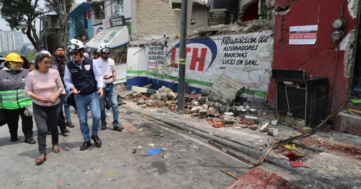 Autoridades recorren inmuebles dañados en Minas de Cristo tras la explosión