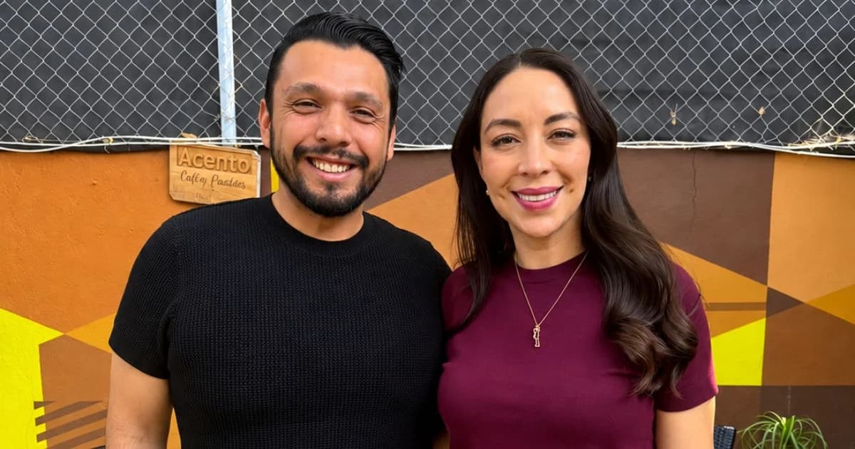 Manuel Cárdenas y Julieta Ramírez durante un encuentro